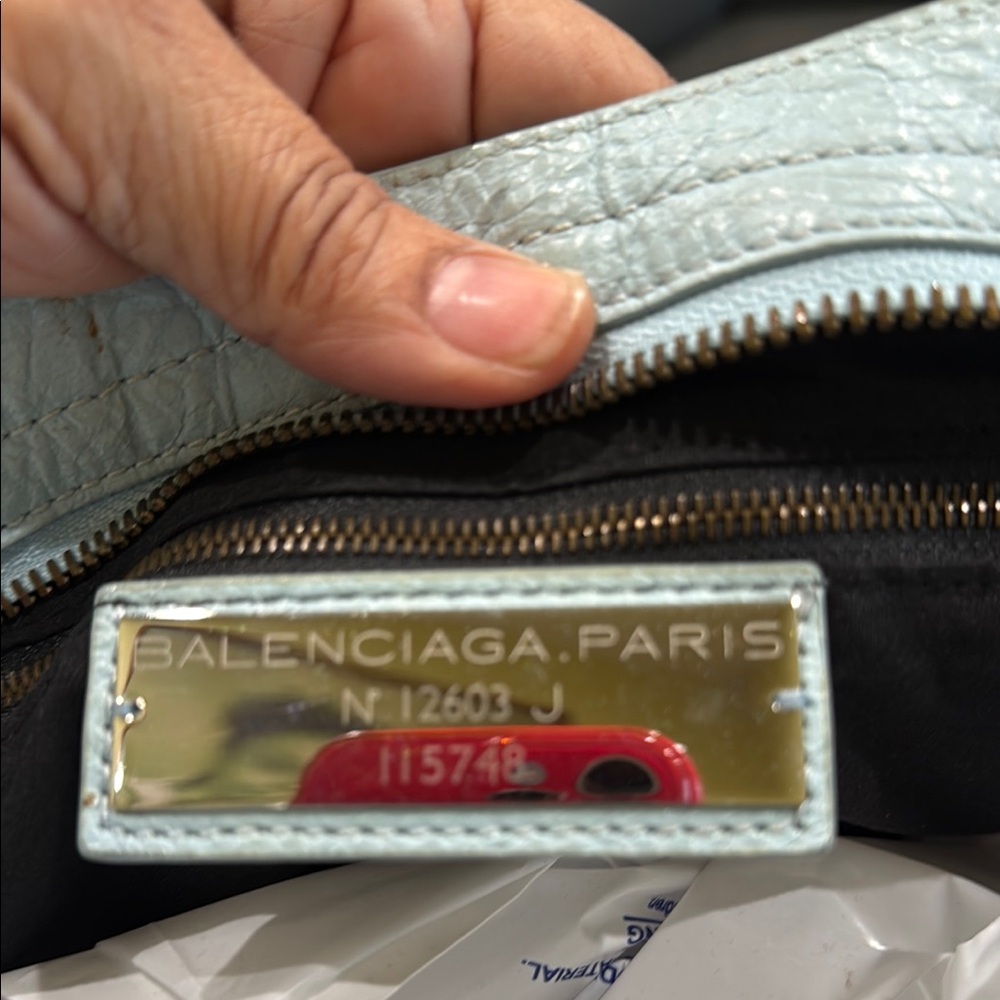 Elegant Light Blue Handbag - Picture 5 of 11